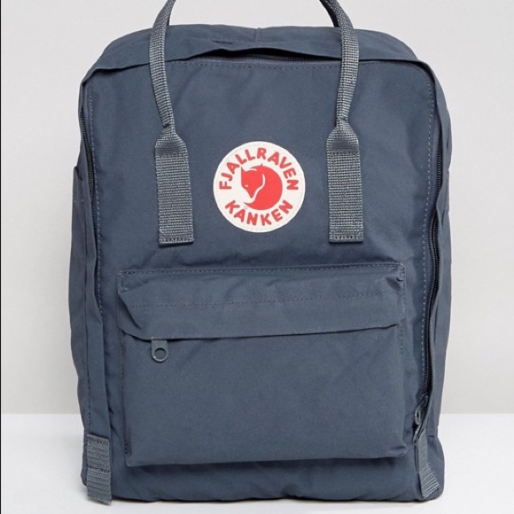 Fjallraven Kanken classic in graphite